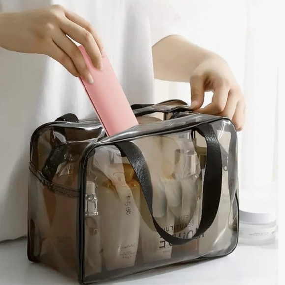 Sleek Silicone Travel Makeup Brush Holder Portable Waterproof Case Pink New - Picture 4 of 4